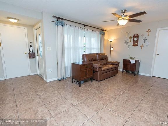 4th image of 8100 NW 21st St
