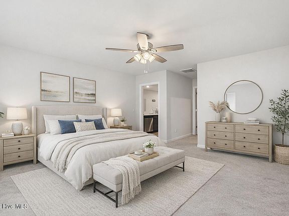 3rd image of 668 Buckeye Road NE