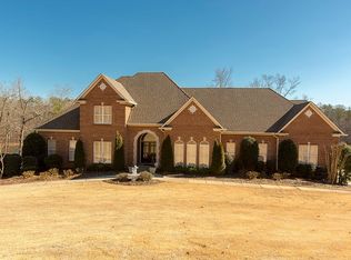 8711 Carrington Lake Rdg, Trussville, AL 35173