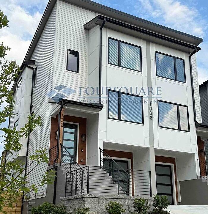 1st image of 1008 Addison Pl #102