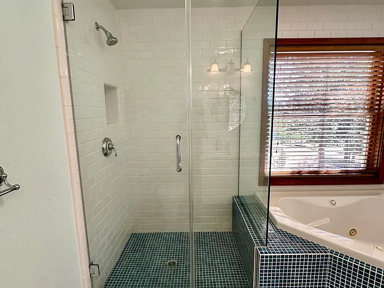 6425 Coopers Hawk Rd — Photo 31