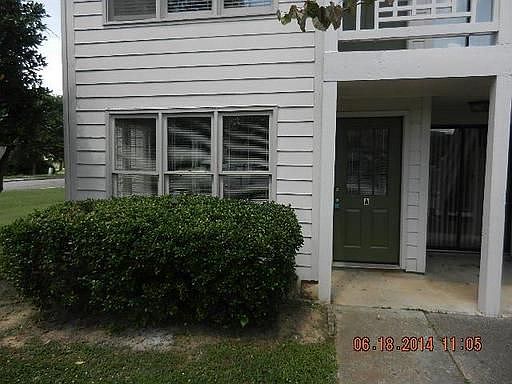 3rd image of 2700 Lantern Walk SE APT A