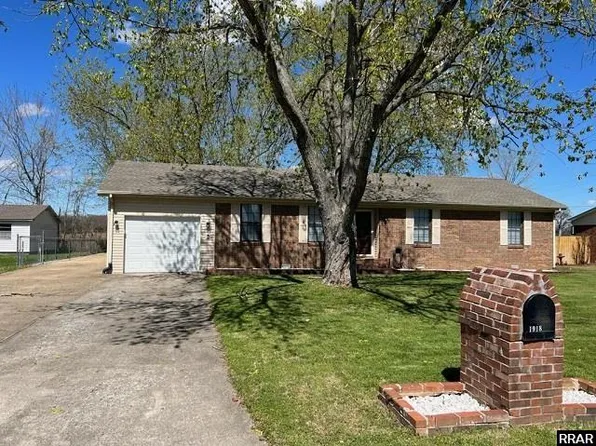 1918 E Vine St, Union City, TN 38261