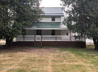 8822 N Schoenherr Rd, Free Soil, MI 49411