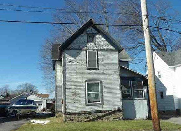1st image of 4 Shull St