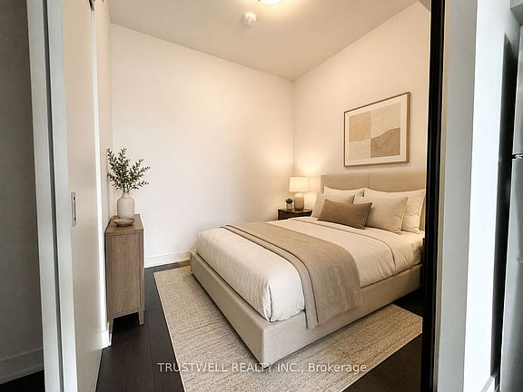 3rd image of 2799 Kingston Rd #308