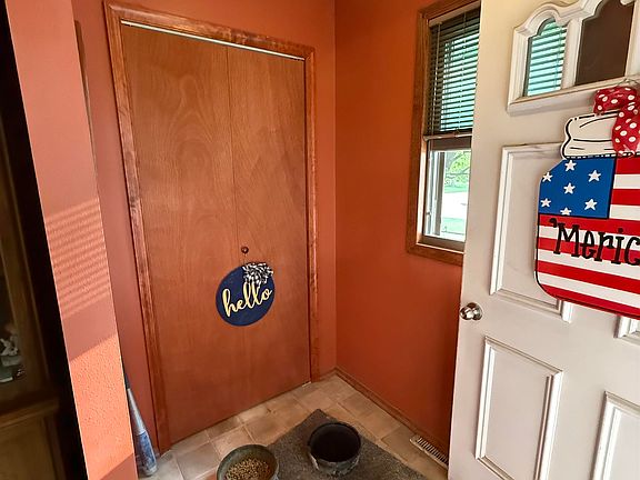 4th image of 1312 N 8th St