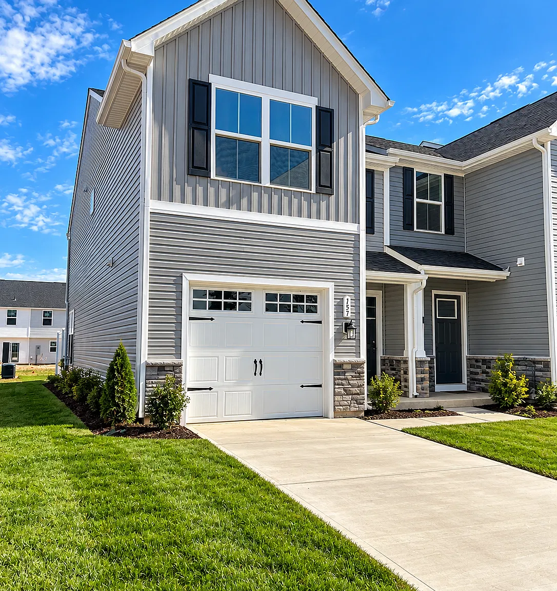 3 bed, 2.5 bath, 1430 sqft, $2,000 — Photo 2
