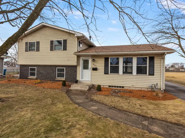 822 Oday Dr, Griffith, IN 46319