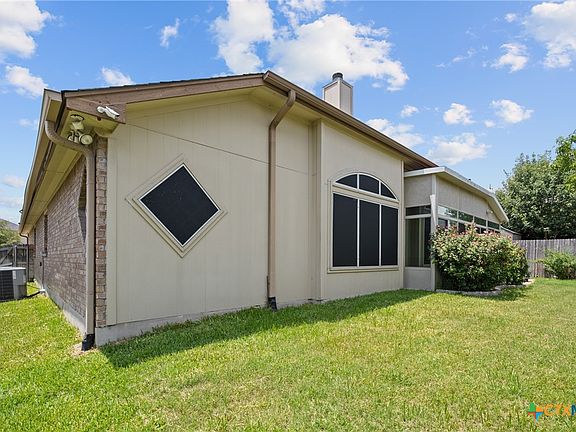 5th image of 213 Gracie Ct