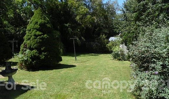 3rd image of 299 Westwood Cir