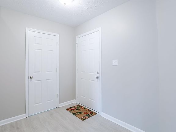 5th image of 11438 Arches Dr