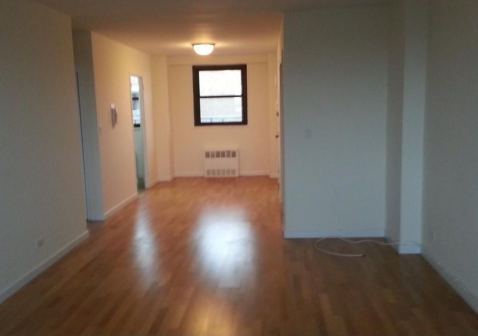 1st image of 4317 48th St APT 1A