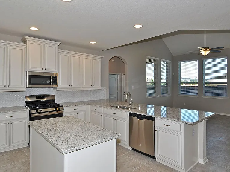 23839 Villa Lisa Dr — Photo 13