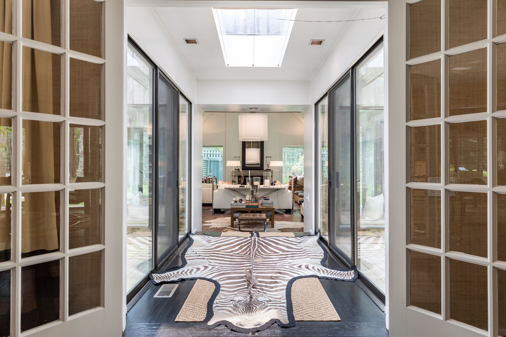  Breezeway leading to great room