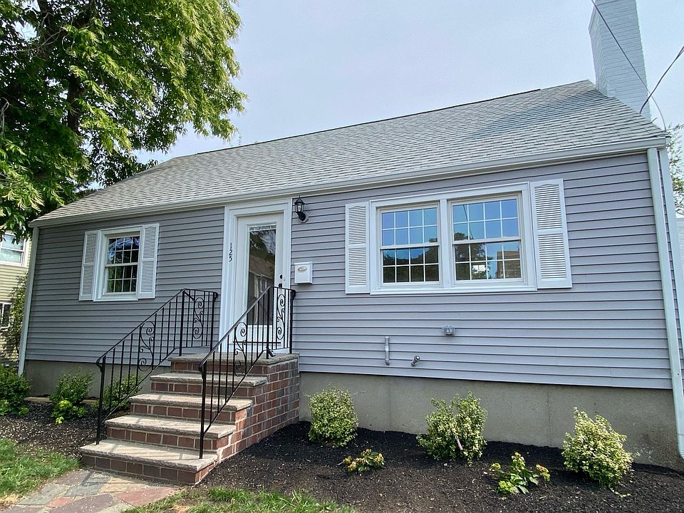 125 Village St Marblehead, MA, 01945 Apartments for Rent Zillow