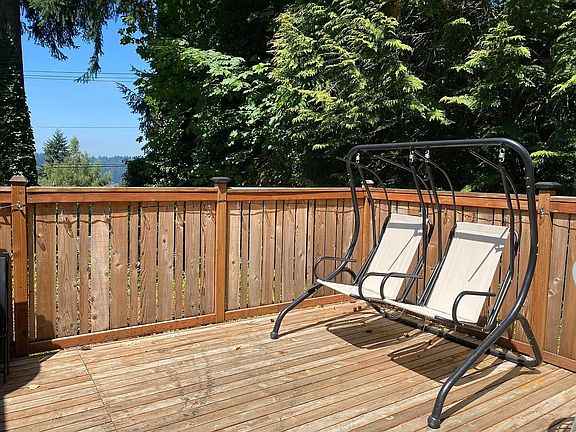 3rd image of 5656 Lake Washington Blvd SE