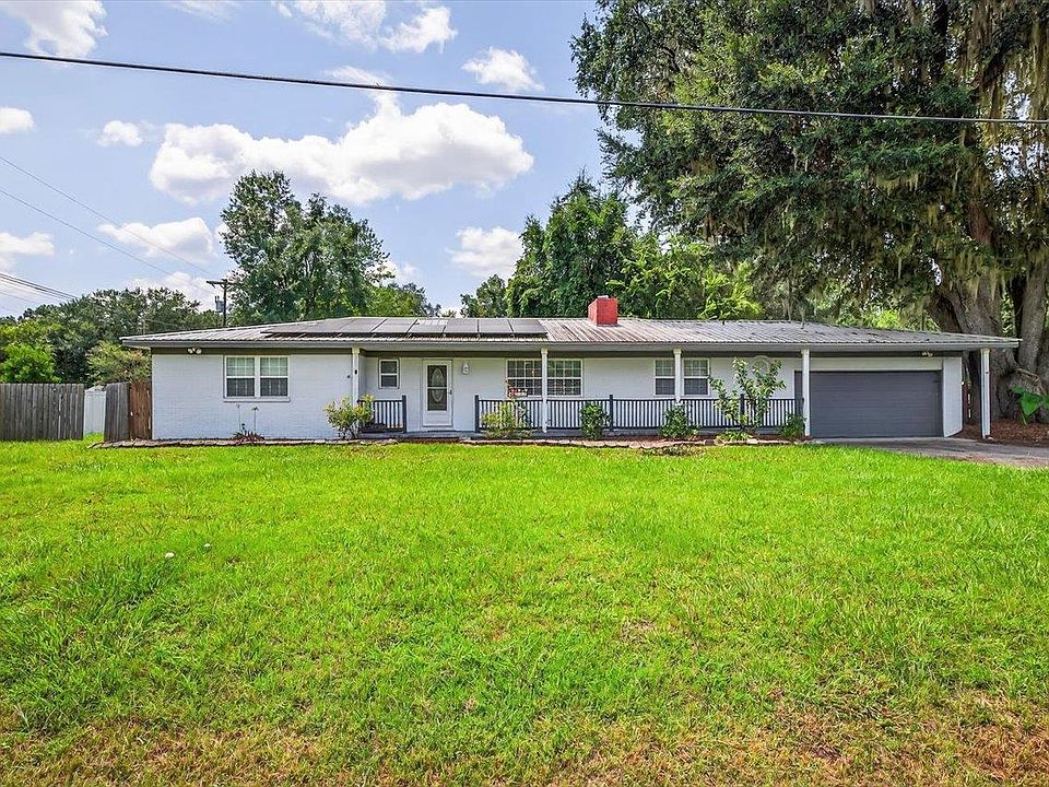 1st image of 4214 Woodcrest Dr
