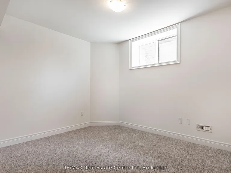 143 S Ambrous Cres — Photo 18