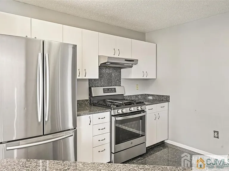 834 Edpas Rd — Photo 10