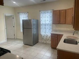 6 Millet St, Dorchester Center, MA