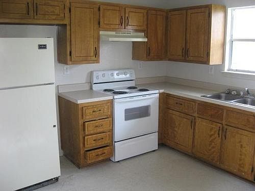 5th image of 210 North Dr APT D