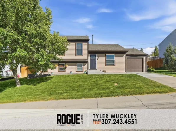 2301 S Fairdale Ave, Casper, WY 82601