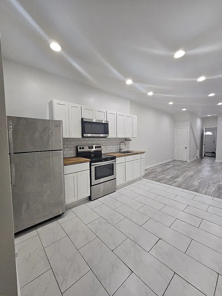 1 bed, 700 sqft, $1,020 — Photo 1
