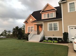 3 Phillips Rd, Poquoson, VA 23662