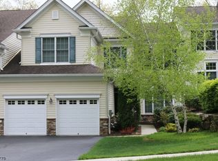 126 Mackenzie Ln S #503, Denville, NJ 07834