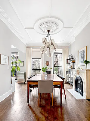 Sold by Compass | media 5