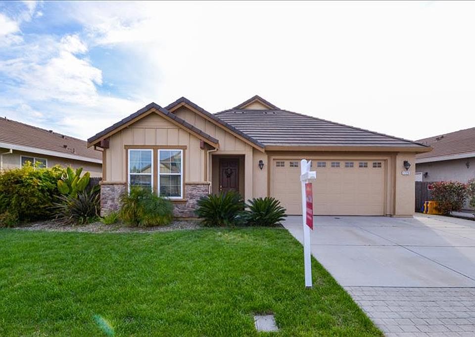 1st image of 1725 Dalia Ln