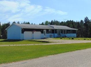 W8821 Townline Rd, Crivitz, WI 54114