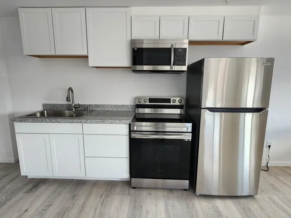 3275 W Nevada Pl APT 203, Denver, CO 80219