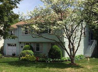47 Old Brook Cir, Melrose, MA 02176