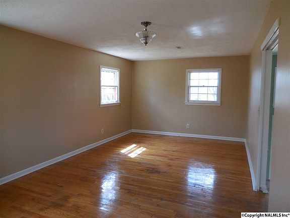 3rd image of 4426 McClain Ln NW