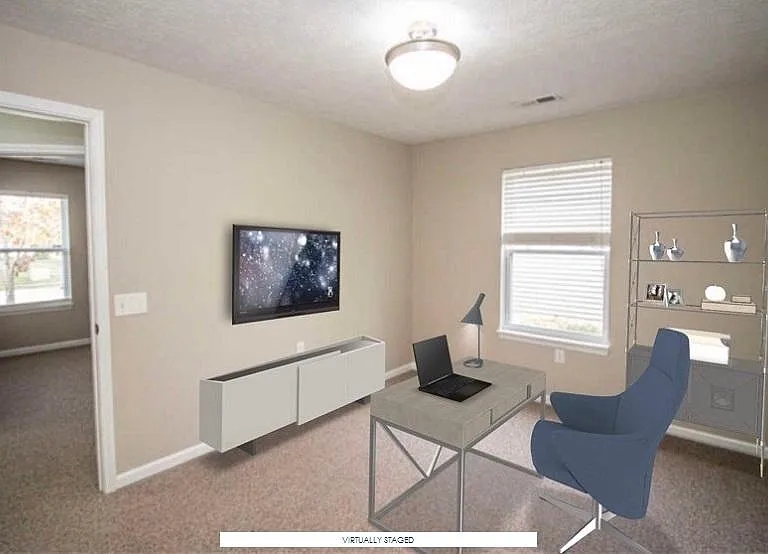2315 Temple Ct E — Photo 15