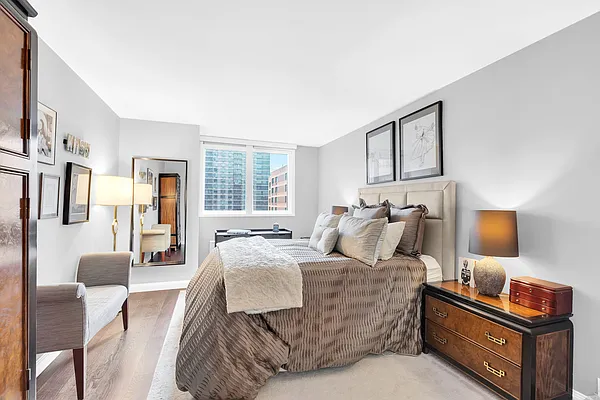 Rented by OFFICIAL | media 23