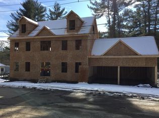 19 Riverside Dr, North Reading, MA 01864