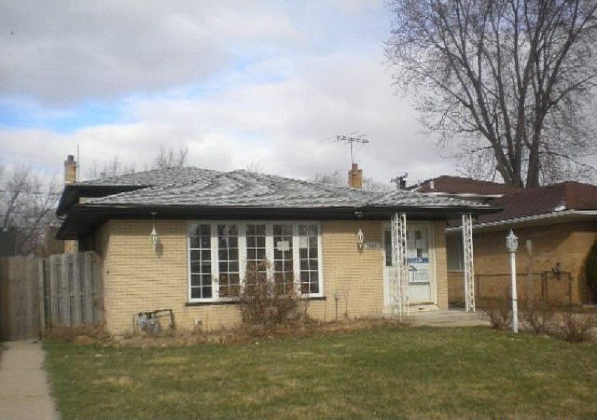1st image of 1520 Forest Ave