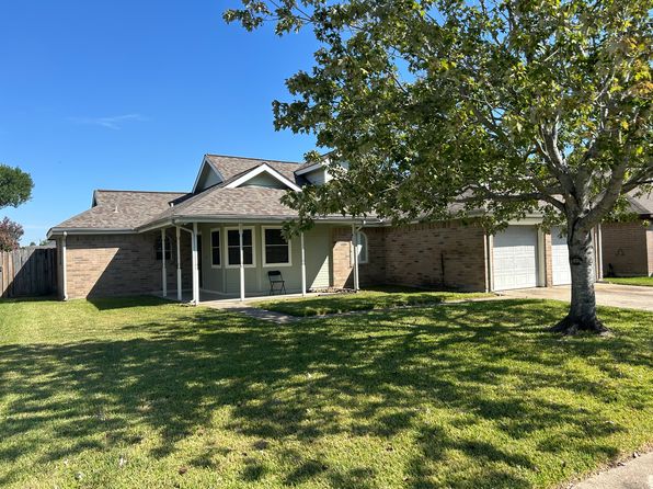 1913 Wildwood Dr