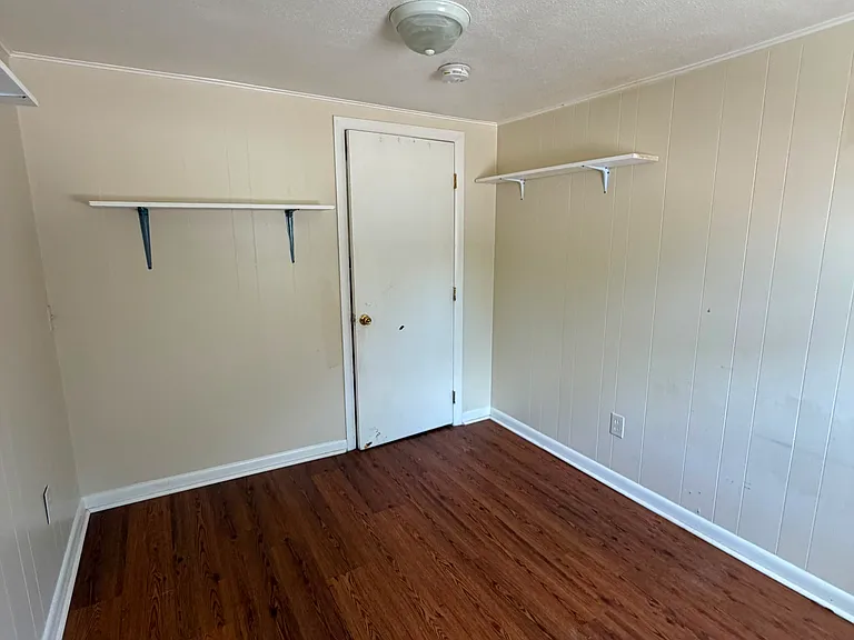 1187 Putnam Pike #2R — Photo 9