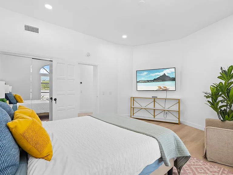 16612 Graham Pl — Photo 24