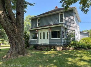 1000 W Predmore Rd, Oakland, MI 48363