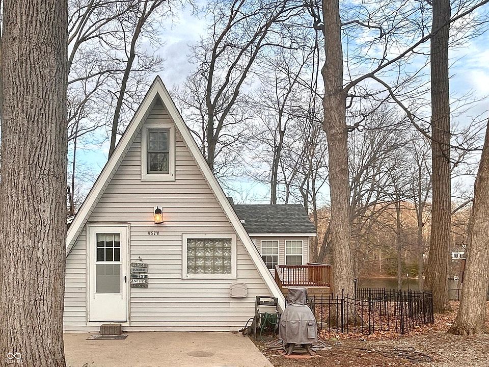 1st image of 952 W Kamleifer Dr