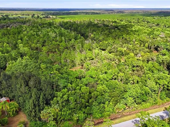  Sanctuary RD, NAPLES, FL 34120