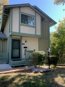 11121 Whispering Oaks Dr, Saint Louis, MO, 63136