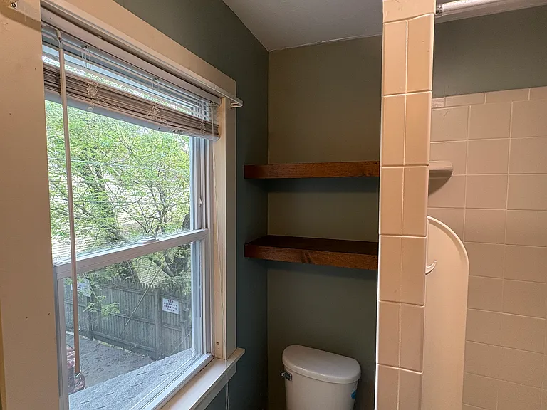 111 Cliff St — Photo 13