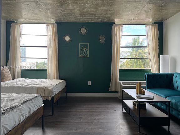 4th image of 710 Washington Ave APT 503