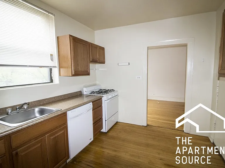 536 Hinman Ave #N3 — Photo 1